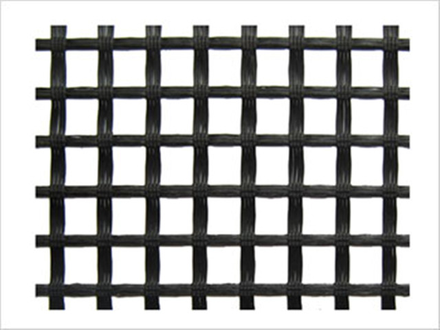 Fiberglass geogrid